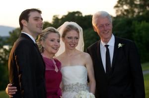 Bill Clinton lányának pompásan megrendezett esküvője