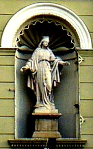 Kiss György Szűz Mária szobra