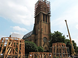 A torony újjáépítése