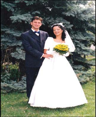 Judit nővérének kisebbik fia, Zsolti és menyasszonya (1999)